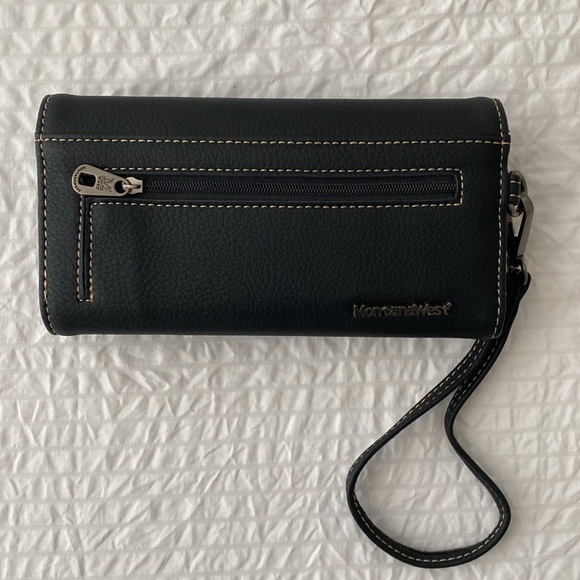 Montana West Concho Collection Wallet - Picture 3 of 10